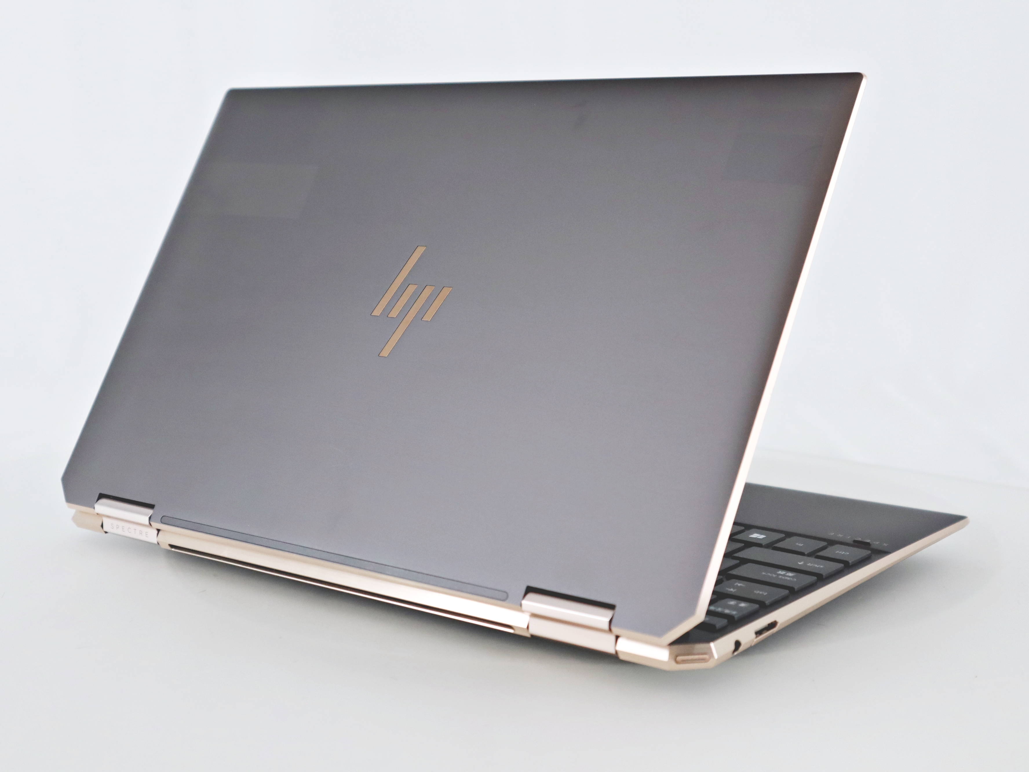 HP [WPS Office付属]SPECTRE X360 CONVERTIBLE 13-AW0160TU